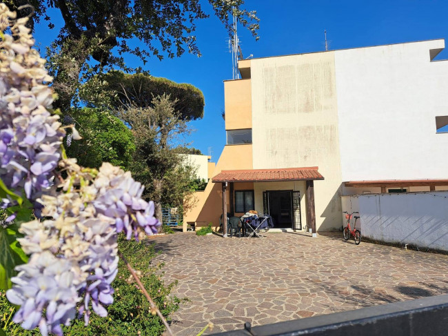 Villette a schiera in vendita a Fiumicino