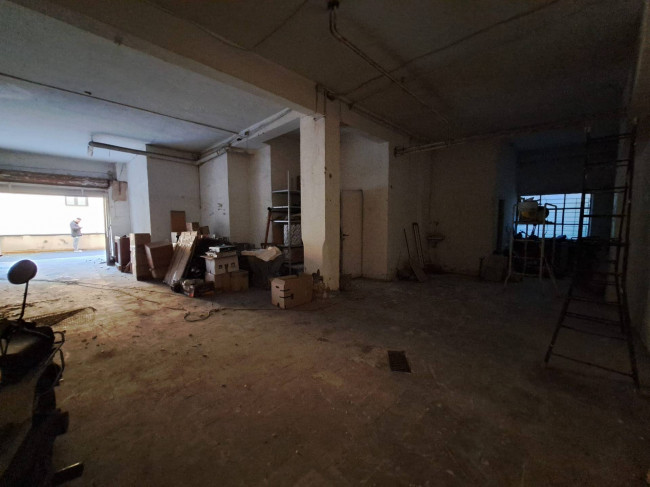 Magazzino in affitto a Roma