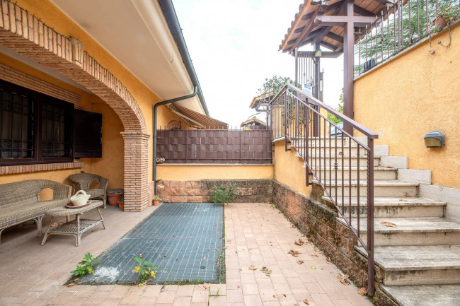 Villette a schiera in vendita a Guidonia Montecelio