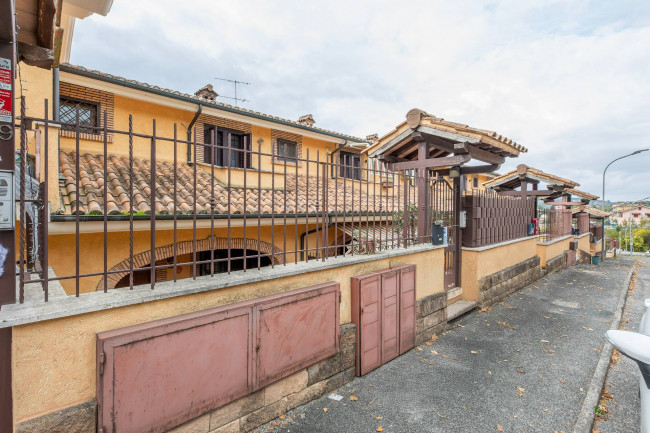 Villette a schiera in vendita a Guidonia Montecelio