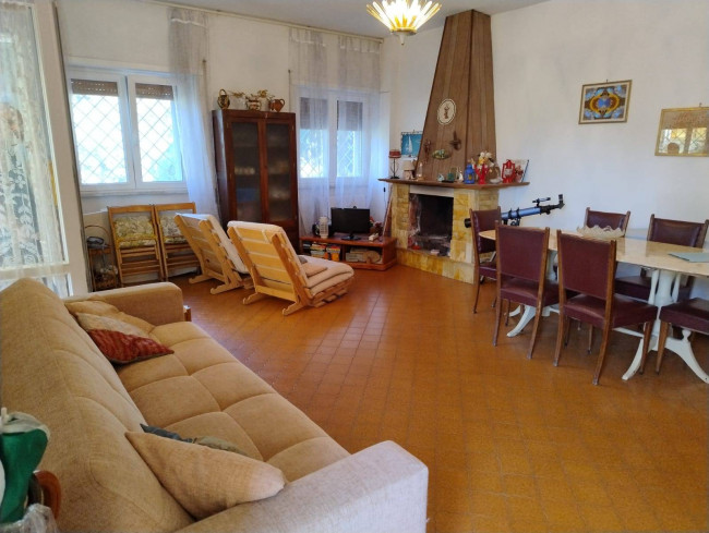 Villa in vendita a Santa Marinella