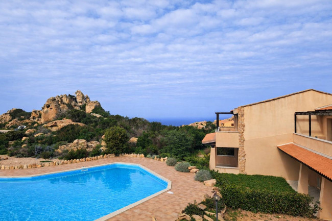 Appartamenti in vendita a Trinità d'Agultu e Vignola