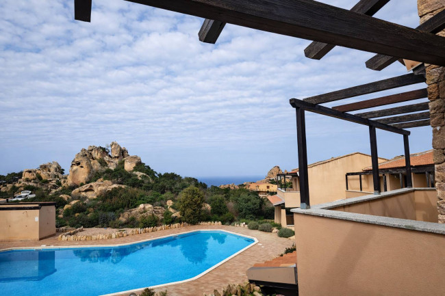 Appartamenti in vendita a Trinità d'Agultu e Vignola