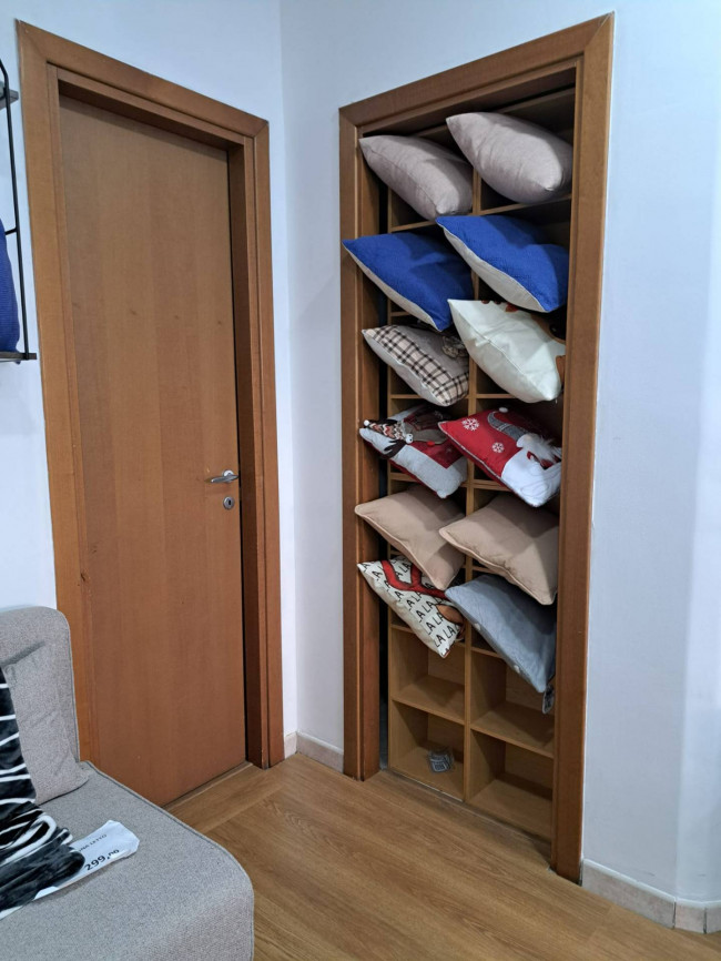 Locale commerciale in affitto a Roma