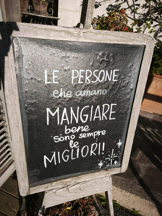 Attività commerciale in vendita a Roma