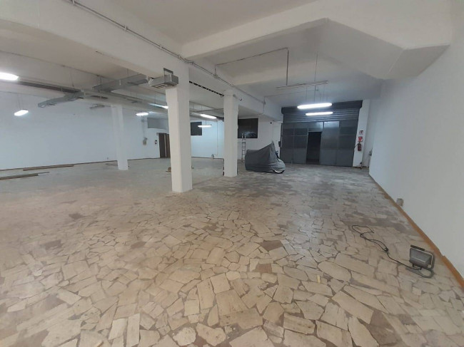 Capannone in affitto a Roma