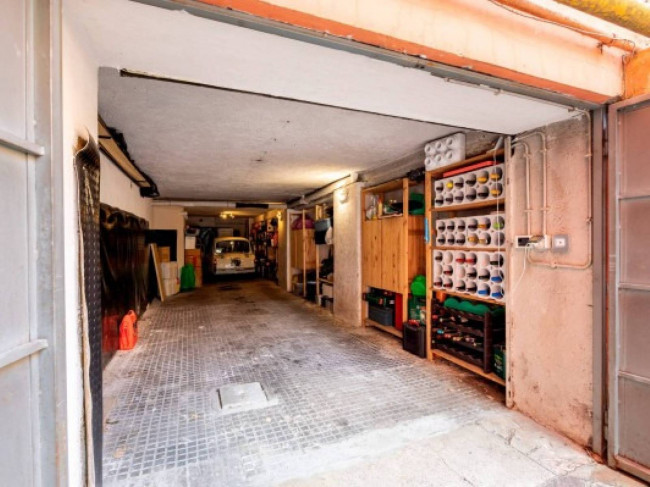 Box o garage in vendita a Roma