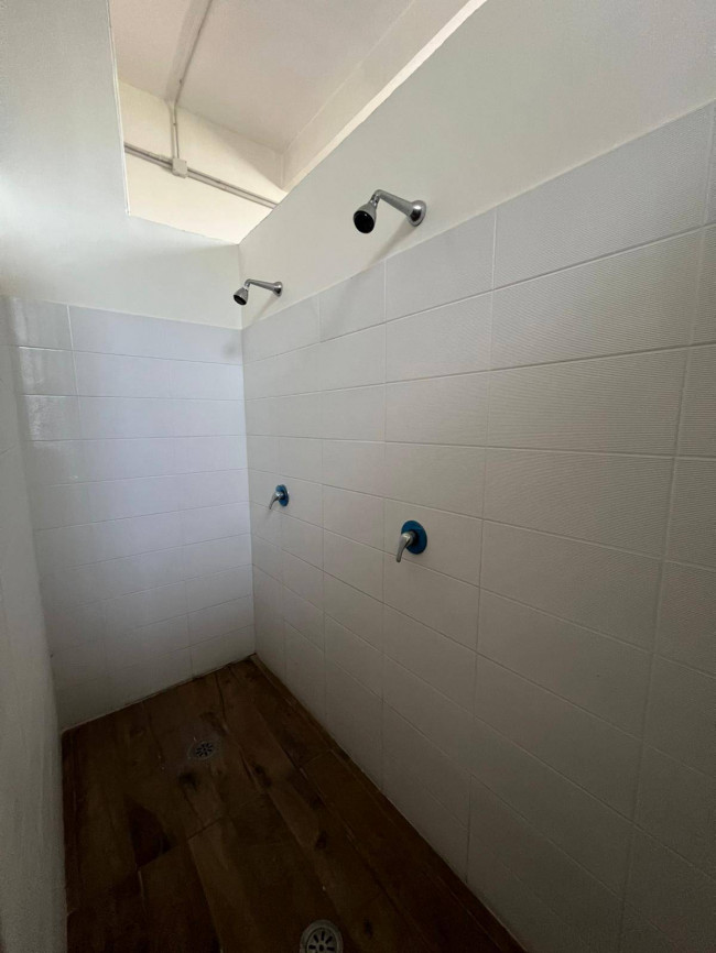 Locale commerciale in vendita a Grumo Nevano