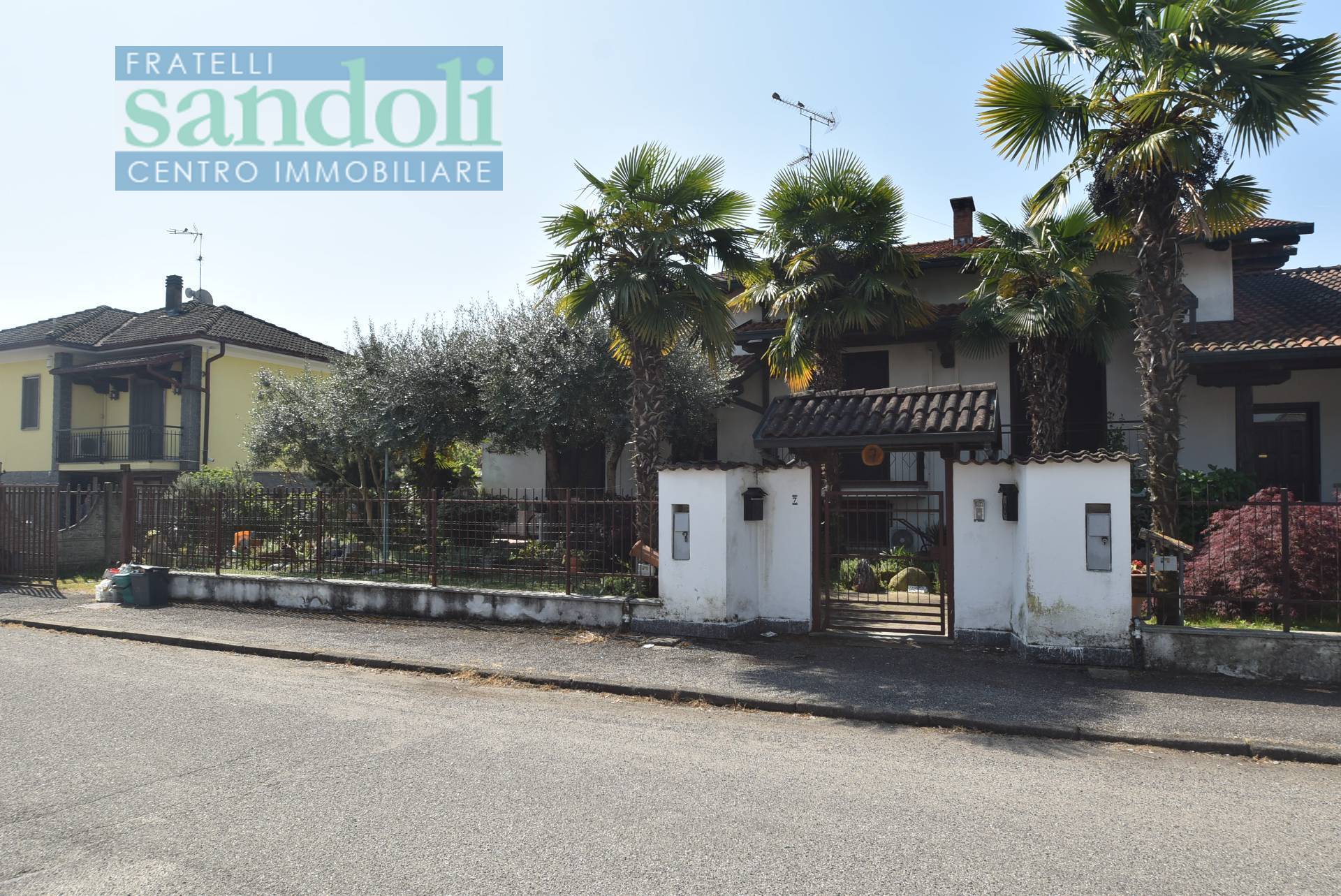 Casa indipendente in vendita a Palestro (PV)