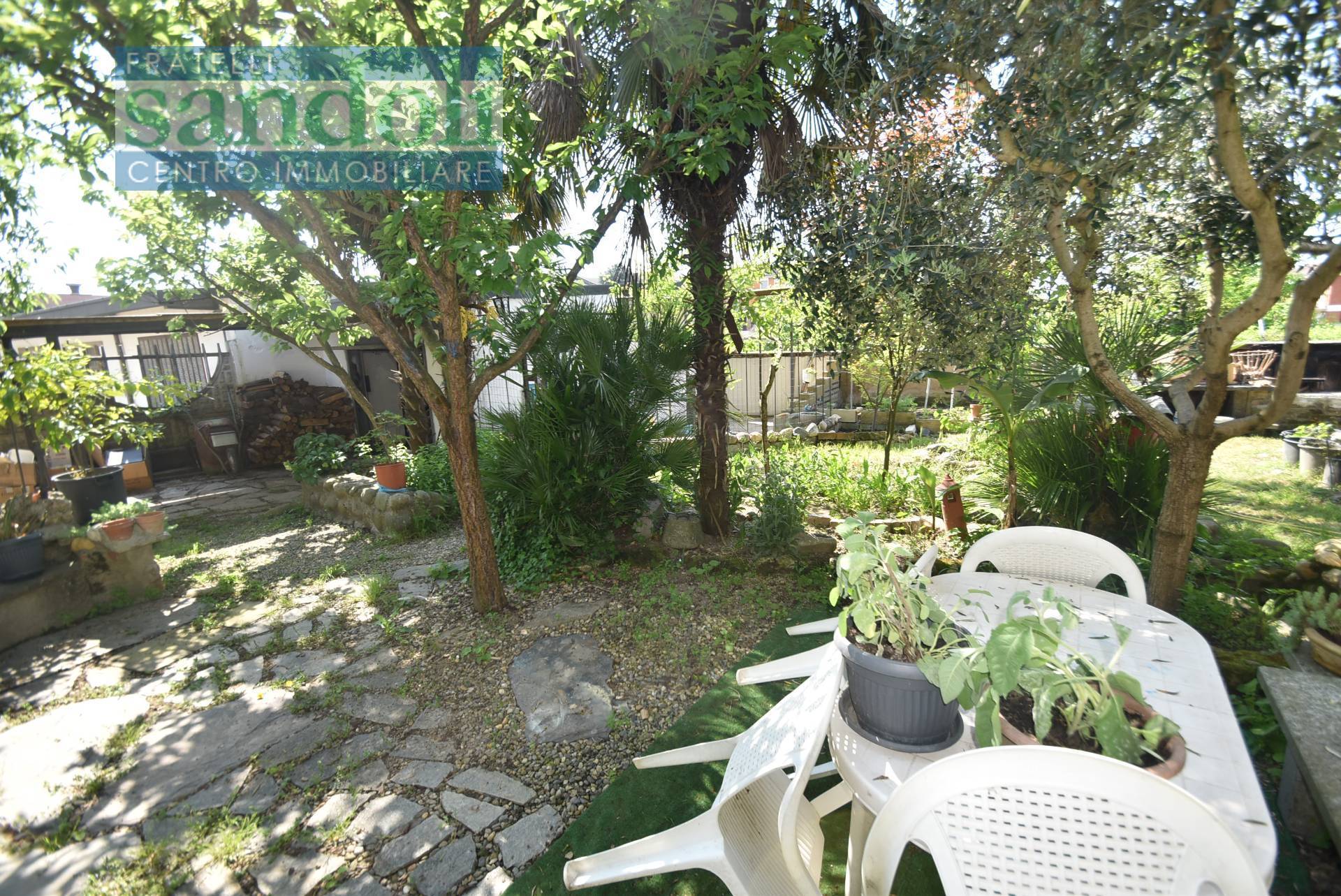Casa indipendente in vendita a Palestro (PV)