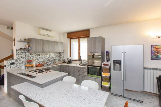 Villa in vendita a Busto Arsizio