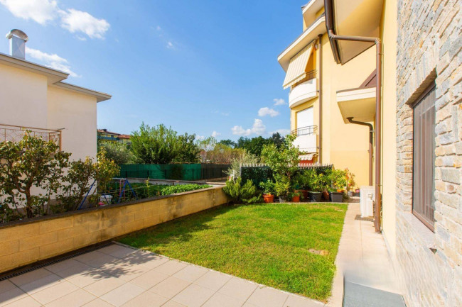 Villa in vendita a Busto Arsizio