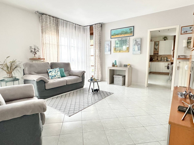 Appartamento in vendita a Olgiate Olona