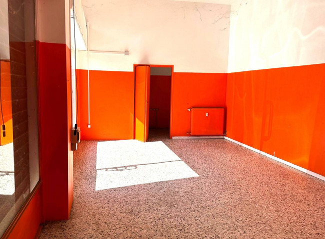 Locale commerciale in affitto/vendita a Busto Arsizio