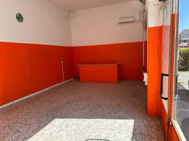 Locale commerciale in affitto/vendita a Busto Arsizio