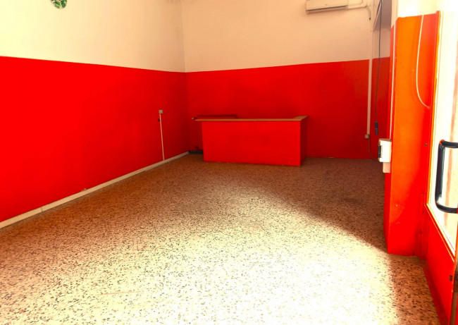 Locale commerciale in affitto/vendita a Busto Arsizio