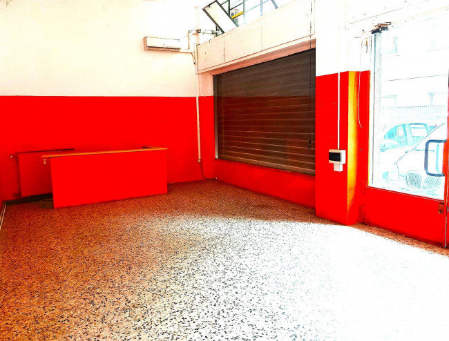 Locale commerciale in affitto/vendita a Busto Arsizio
