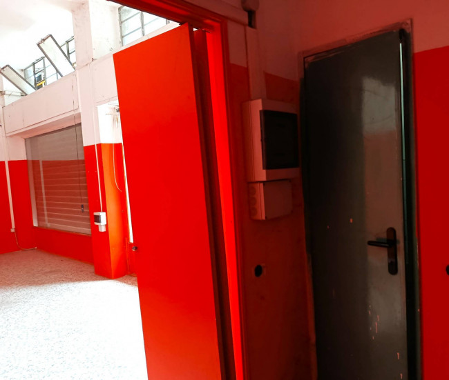 Locale commerciale in affitto/vendita a Busto Arsizio