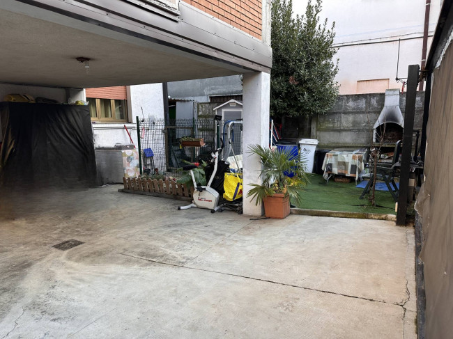 Villa in vendita a Busto Arsizio