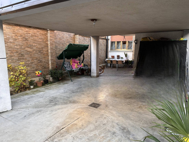 Villa in vendita a Busto Arsizio