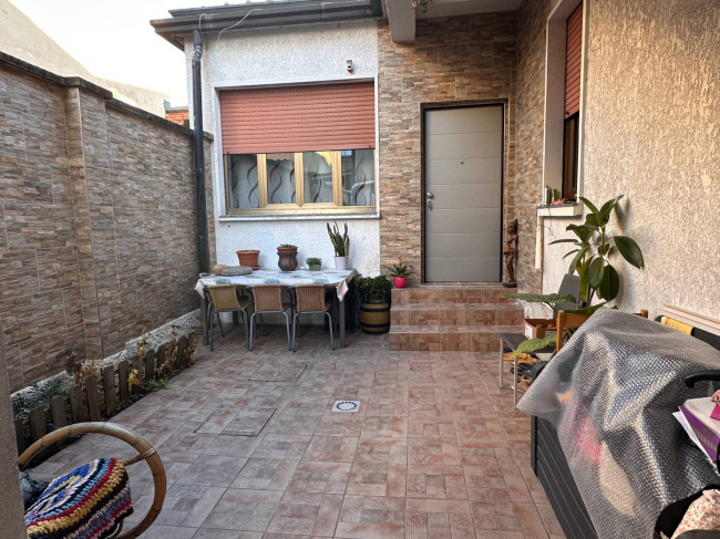 Villa in vendita a Busto Arsizio