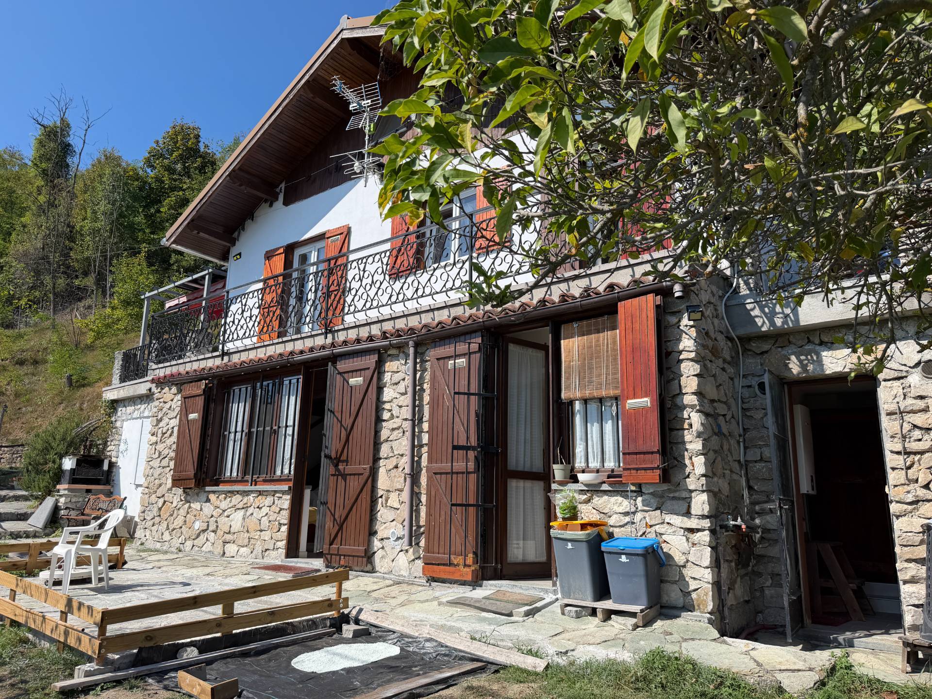 Villa in vendita a Roccavignale