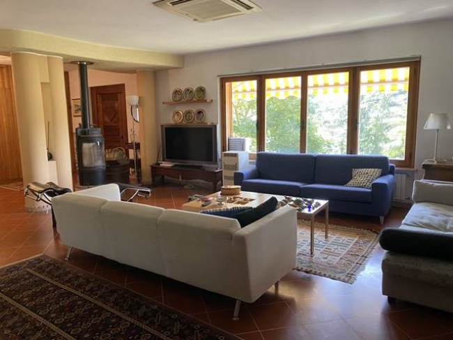 Villa in vendita a Millesimo