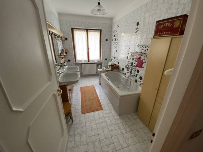 Villa in vendita a Millesimo