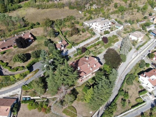 Villa in vendita a Millesimo