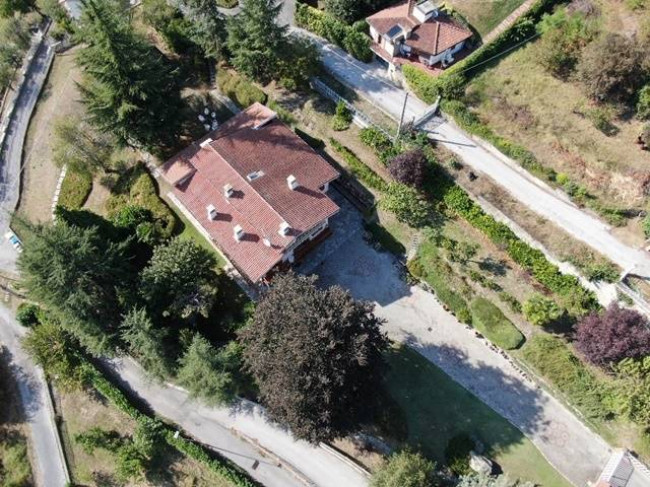 Villa in vendita a Millesimo