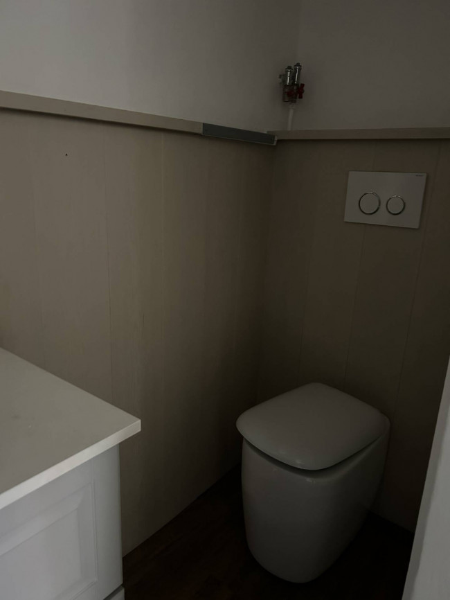 Locale commerciale in affitto a Millesimo