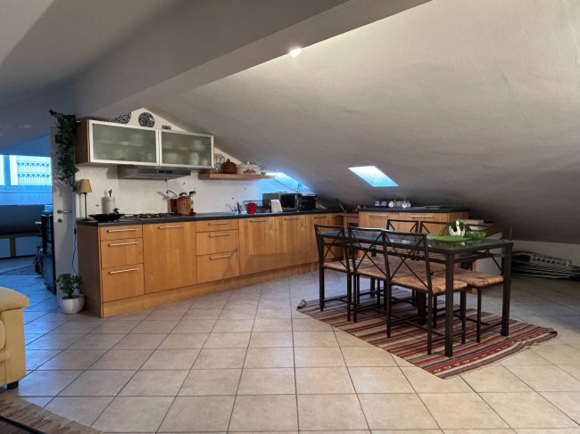 Mansarda in vendita a Albisola Superiore