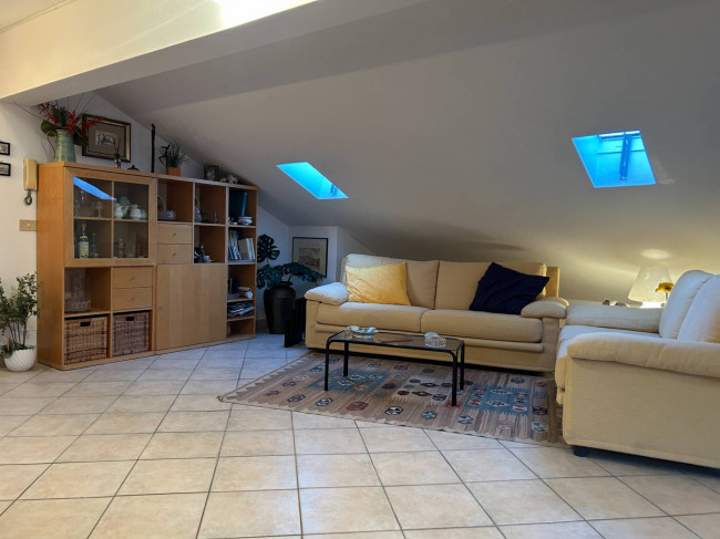 Mansarda in vendita a Albisola Superiore