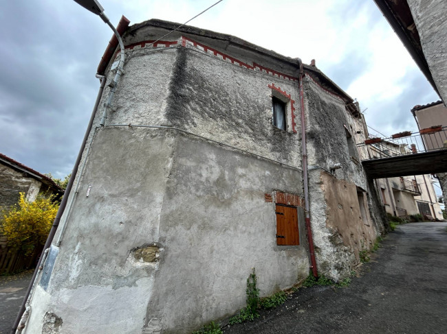 Casa singola in vendita a Roccavignale