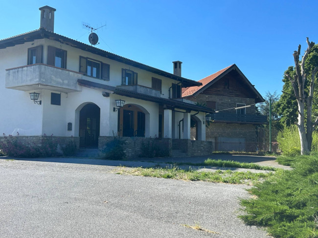 Villa in vendita a Saliceto