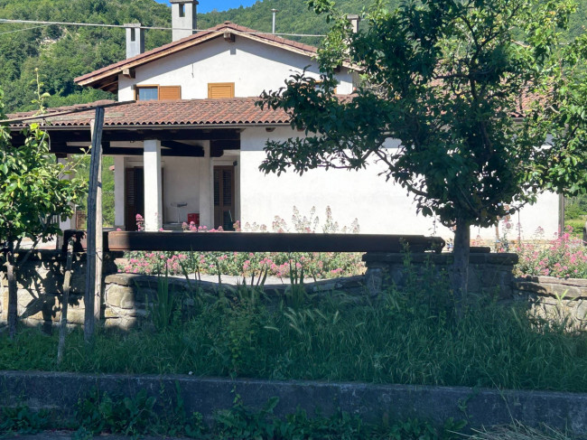 Villa in vendita a Saliceto