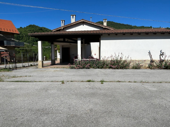 Villa in vendita a Saliceto