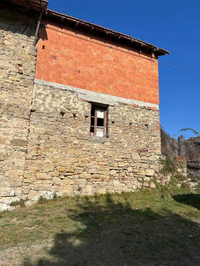 Appartamento in vendita a Roccavignale