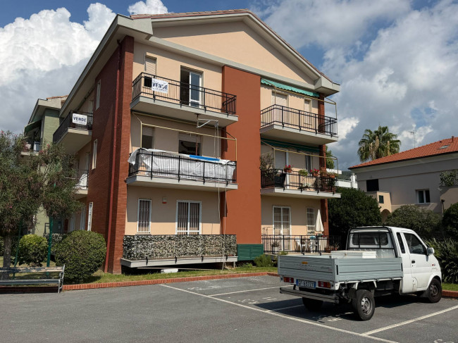 Appartamento in vendita a Pietra Ligure