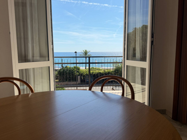 Appartamento in vendita a Pietra Ligure