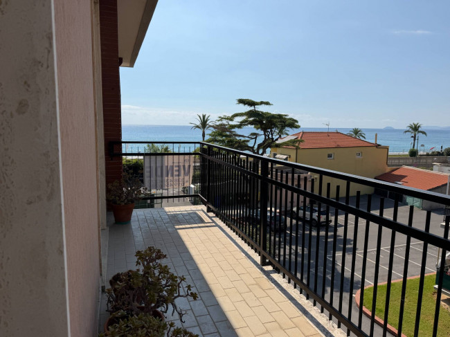Appartamento in vendita a Pietra Ligure