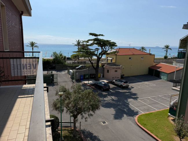 Appartamento in vendita a Pietra Ligure
