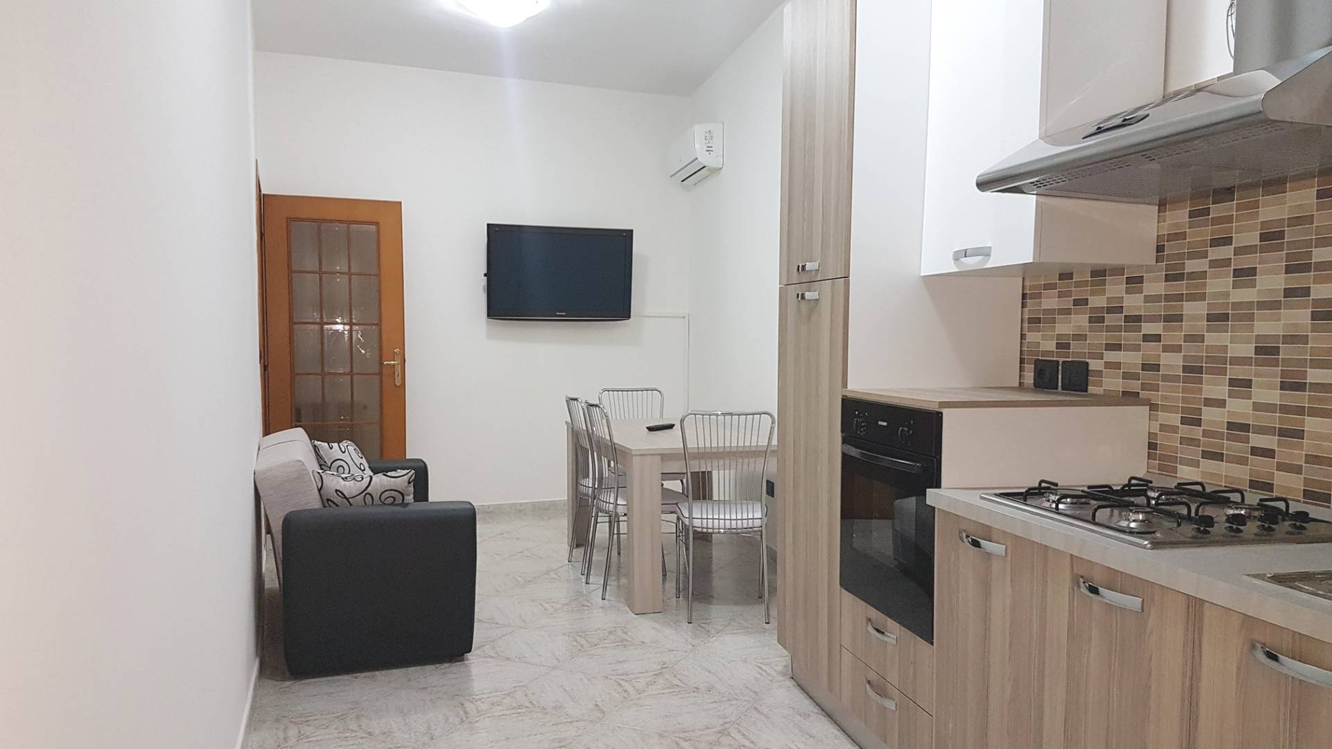 Stanza / Camera in Affitto