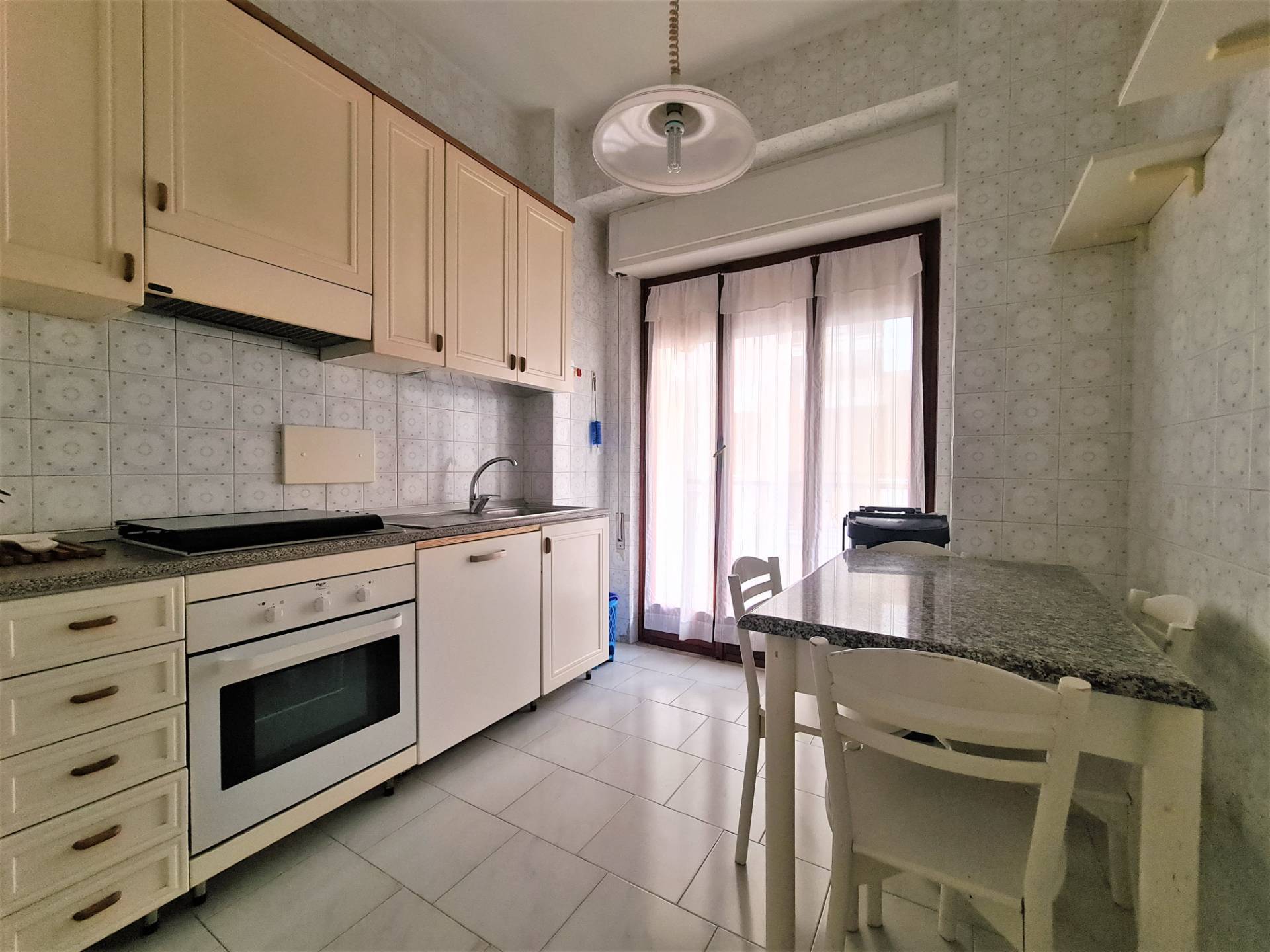 Stanza / Camera in Affitto