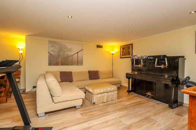 Villa in vendita a Selvazzano Dentro