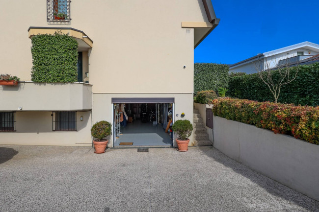 Villa in vendita a Selvazzano Dentro