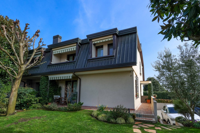 Villa in vendita a Selvazzano Dentro