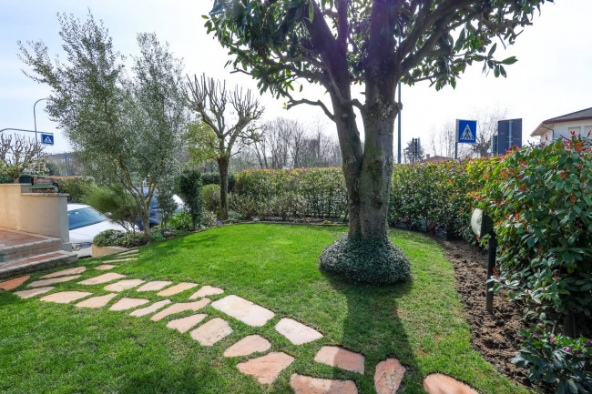 Villa in vendita a Selvazzano Dentro