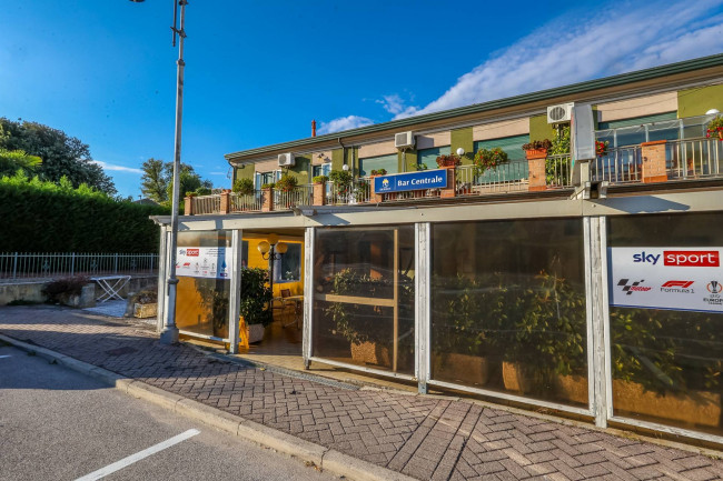 Attività commerciale in vendita a Boara Pisani