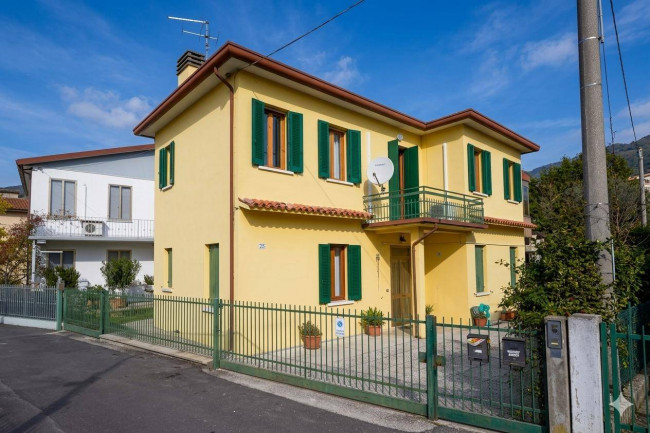Appartamento in vendita a Selvazzano Dentro